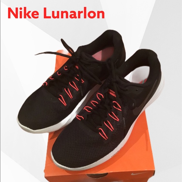 Nike Running Shoes - Picture 5 of 8